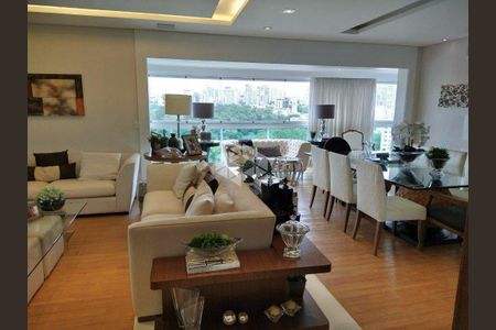 Apartamento à venda com 4 quartos, 234m² em Aclimação, São Paulo