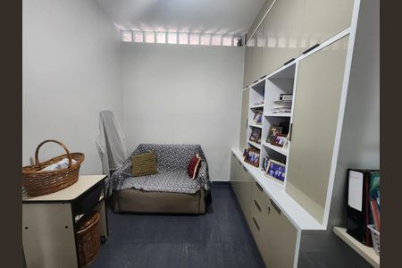 Casa à venda com 3 quartos, 115m² em Vila Monumento, São Paulo