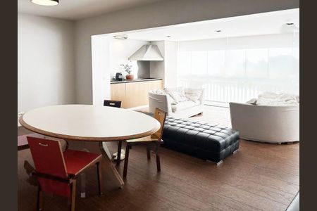 Apartamento à venda com 2 quartos, 115m² em Chácara Inglesa, São Paulo