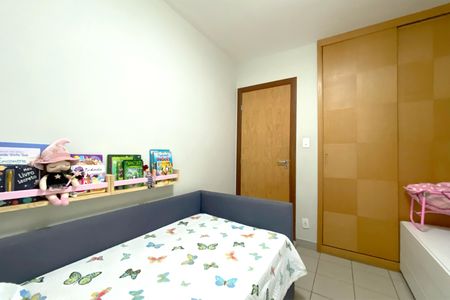 Apartamento à venda com 78m², 3 quartos e 2 vagas Apartamento à venda com 78m², 3 quartos e 2 vagasQuarto 2