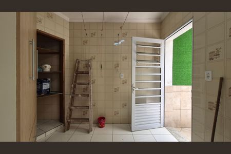 Casa à venda com 180m², 3 quartos e 2 vagasLavanderia