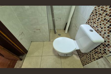 Casa à venda com 180m², 3 quartos e 2 vagasBanheiro da suíte