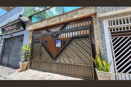 Casa à venda com 180m², 3 quartos e 2 vagasFachada