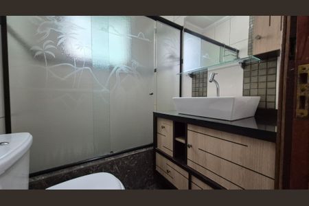 Casa à venda com 180m², 3 quartos e 2 vagasBanheiro