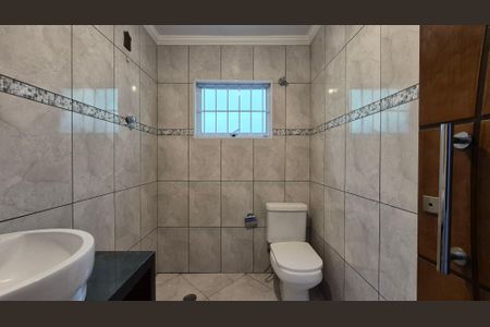 Casa à venda com 180m², 3 quartos e 2 vagasBanheiro 2