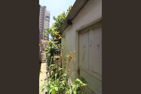 Casa à venda com 180m², 3 quartos e 4 vagasQuintal