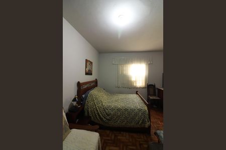 Casa à venda com 180m², 3 quartos e 4 vagasQuarto 3