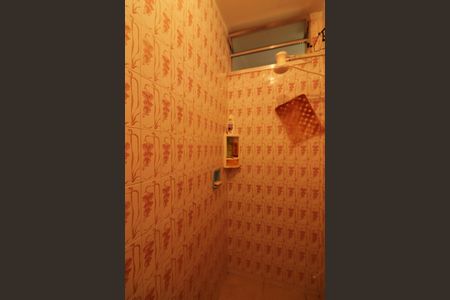 Casa à venda com 180m², 3 quartos e 4 vagasQuarto 1 - Suíte Banheiro 