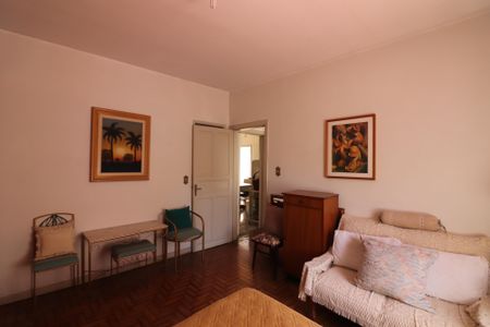 Casa à venda com 180m², 3 quartos e 4 vagasQuarto 1 - Suíte