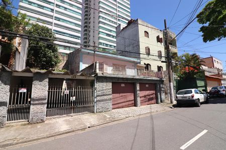 Casa à venda com 180m², 3 quartos e 4 vagasFachada 