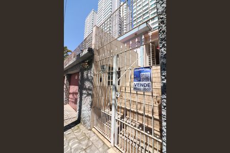 Casa à venda com 180m², 3 quartos e 4 vagasFachada 