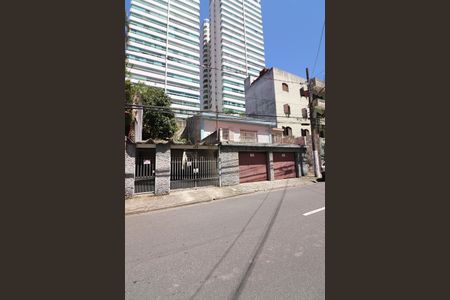 Casa à venda com 180m², 3 quartos e 4 vagasFachada 