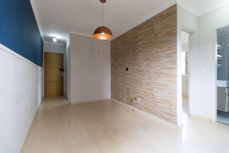 Sala de apartamento para alugar com 2 quartos, 47m² em Parque Bristol, São Paulo