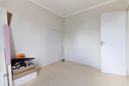 Quarto 2 de apartamento para alugar com 2 quartos, 47m² em Parque Bristol, São Paulo