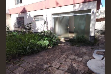 Casa à venda com 225m², 3 quartos e 3 vagasFoto 08