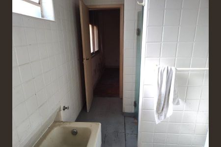 Casa à venda com 225m², 3 quartos e 3 vagasFoto 01