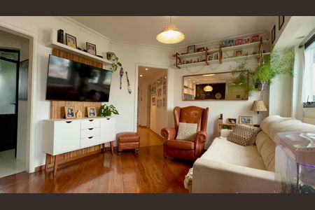 Apartamento à venda com 94m², 3 quartos e 2 vagas Apartamento à venda com 94m², 3 quartos e 2 vagasSala de TV