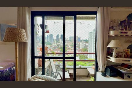 Apartamento à venda com 94m², 3 quartos e 2 vagas Apartamento à venda com 94m², 3 quartos e 2 vagasVaranda