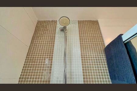 Apartamento à venda com 94m², 3 quartos e 2 vagas Apartamento à venda com 94m², 3 quartos e 2 vagasBanheiro da Suíte