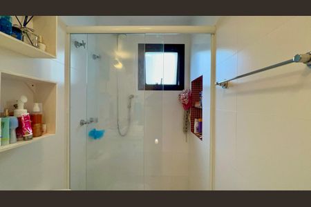 Apartamento à venda com 94m², 3 quartos e 2 vagas Apartamento à venda com 94m², 3 quartos e 2 vagasBanheiro