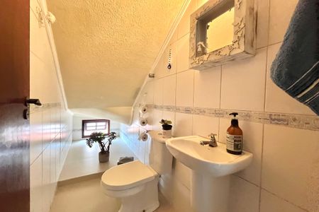 Casa à venda com 128m², 3 quartos e 4 vagasLavabo