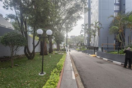 Apartamento à venda com 50m², 2 quartos e 1 vagaÁrea verde