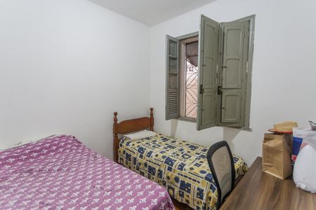 Casa à venda com 300m², 3 quartos e 3 vagas Casa à venda com 300m², 3 quartos e 3 vagasQuarto 3