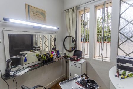 Casa à venda com 300m², 3 quartos e 3 vagas Casa à venda com 300m², 3 quartos e 3 vagasQuarto 1