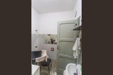 Casa à venda com 300m², 3 quartos e 3 vagas Casa à venda com 300m², 3 quartos e 3 vagasBanheiro Social