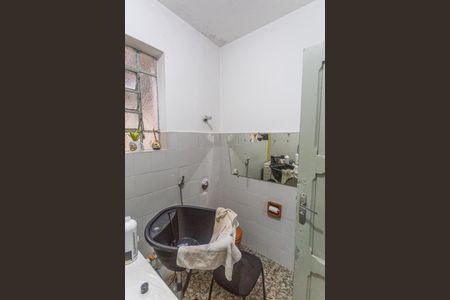 Casa à venda com 300m², 3 quartos e 3 vagas Casa à venda com 300m², 3 quartos e 3 vagasBanheiro Social