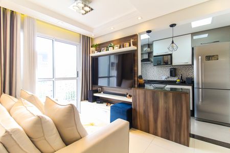 Sala de apartamento à venda com 2 quartos, 48m² em Itaquera, São Paulo