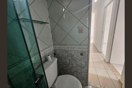 Apartamento à venda com 56m², 2 quartos e 1 vaga Apartamento à venda com 56m², 2 quartos e 1 vagaBanheiro Social