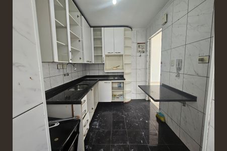 Apartamento à venda com 56m², 2 quartos e 1 vaga Apartamento à venda com 56m², 2 quartos e 1 vagaCozinha