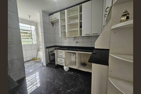 Apartamento à venda com 56m², 2 quartos e 1 vaga Apartamento à venda com 56m², 2 quartos e 1 vagaCozinha