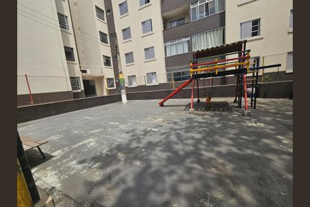 Apartamento à venda com 56m², 2 quartos e 1 vaga Apartamento à venda com 56m², 2 quartos e 1 vagaÁrea comum - Playground