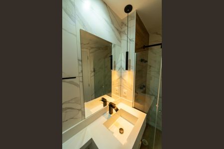 Apartamento à venda com 57m², 2 quartos e 1 vaga Apartamento à venda com 57m², 2 quartos e 1 vagaBanheiro