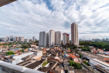 Apartamento à venda com 57m², 2 quartos e 1 vaga Apartamento à venda com 57m², 2 quartos e 1 vagaVaranda