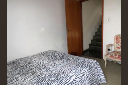 Casa à venda com 3 quartos, 166m² em Vila Brasilina, São Paulo