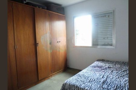 Casa à venda com 3 quartos, 166m² em Vila Brasilina, São Paulo