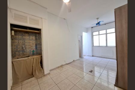 Apartamento para alugar com 20m², 1 quarto e sem vagaSala/Quarto/Cozinha