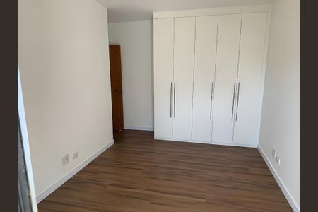 Apartamento para alugar com 4 quartos, 144m² em Sumaré, São Paulo