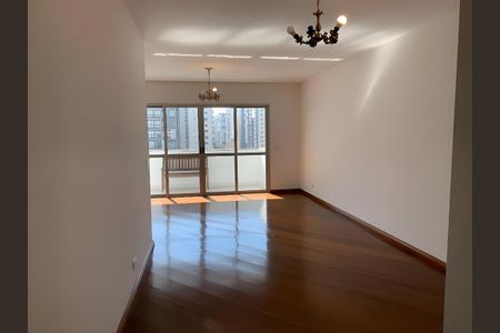 Apartamento para alugar com 4 quartos, 144m² em Sumaré, São Paulo