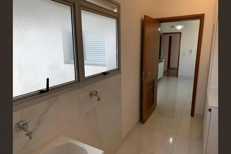 Apartamento para alugar com 144m², 4 quartos e 3 vagas