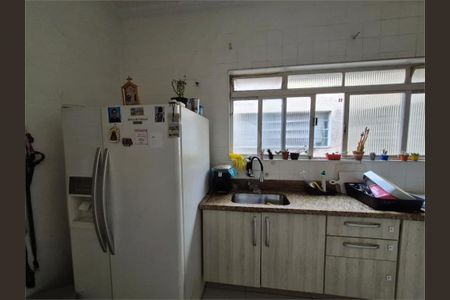 Casa à venda com 95m², 4 quartos e sem vaga