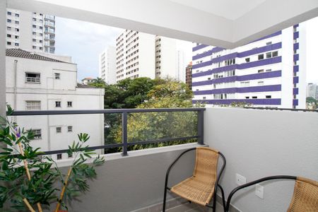 Varanda de kitnet/studio para alugar com 1 quarto, 24m² em Sumaré, São Paulo