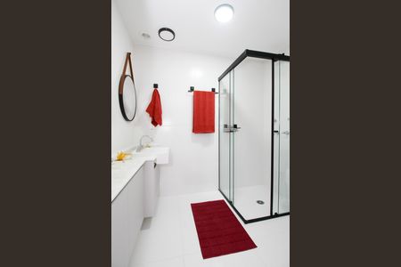 Banheiro de kitnet/studio para alugar com 1 quarto, 24m² em Sumaré, São Paulo