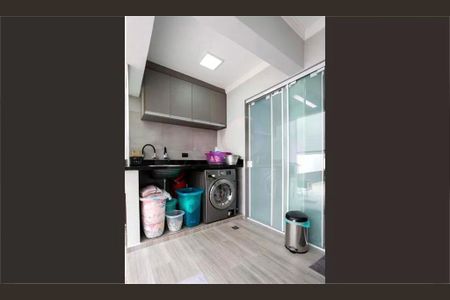 Casa à venda com 142m², 3 quartos e 3 vagas