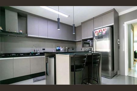 Casa à venda com 142m², 3 quartos e 3 vagas