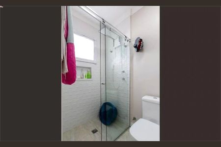 Casa à venda com 142m², 3 quartos e 3 vagas