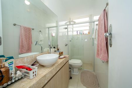 Apartamento para alugar com 95m², 3 quartos e 1 vagaBANHEIRO1